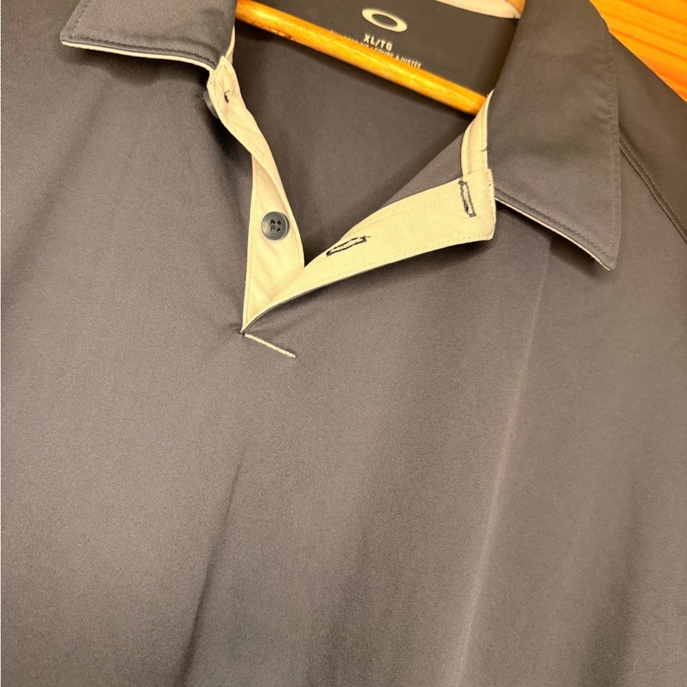 Oakley Men’s Performance Polo Shirt XL Tailored Fit Golf Athletic Gray - Picture 3 of 5